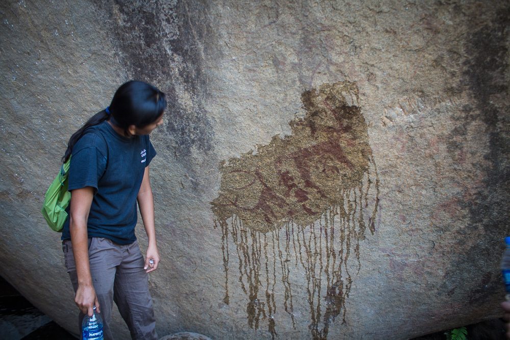 hampi ancient rock paintings