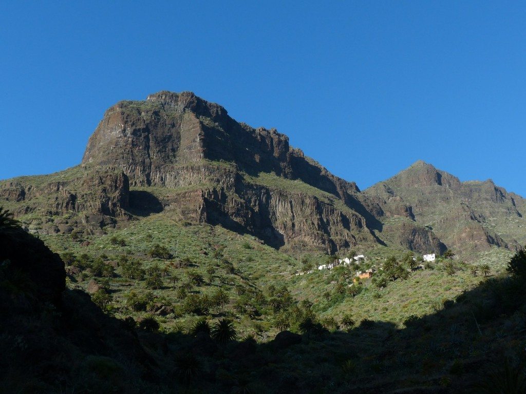 mountains-384489_1280