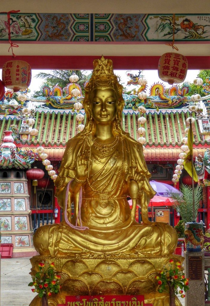 golden chinese deity