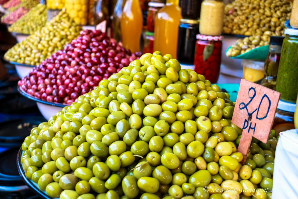 olives-for-sale-in-the-souk