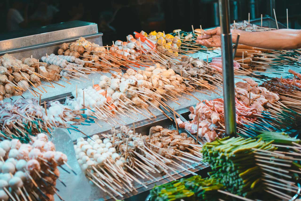 jalan alor street food market kuala lumpur malaysia