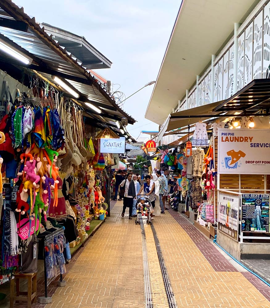 narrow streets of koh phi phi don