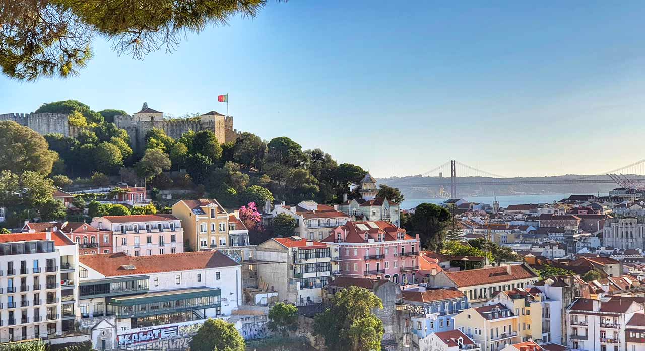 graca viewpoint with lisbon castle
