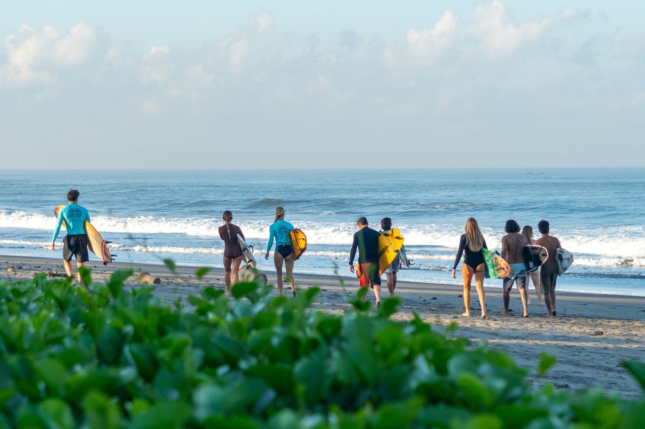 soleia surf academy 2 OP
